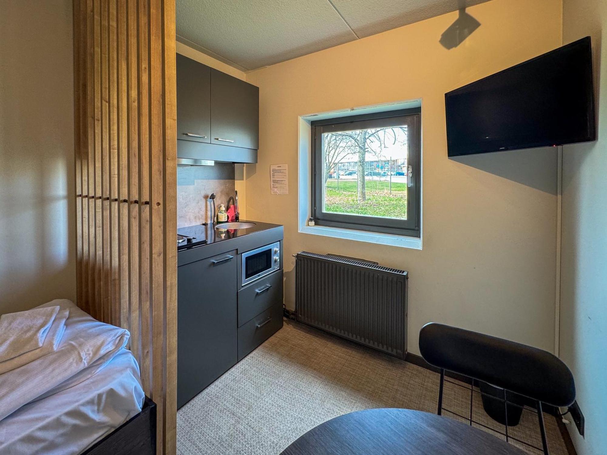 Joenkoeping Hotel Apartments Εξωτερικό φωτογραφία