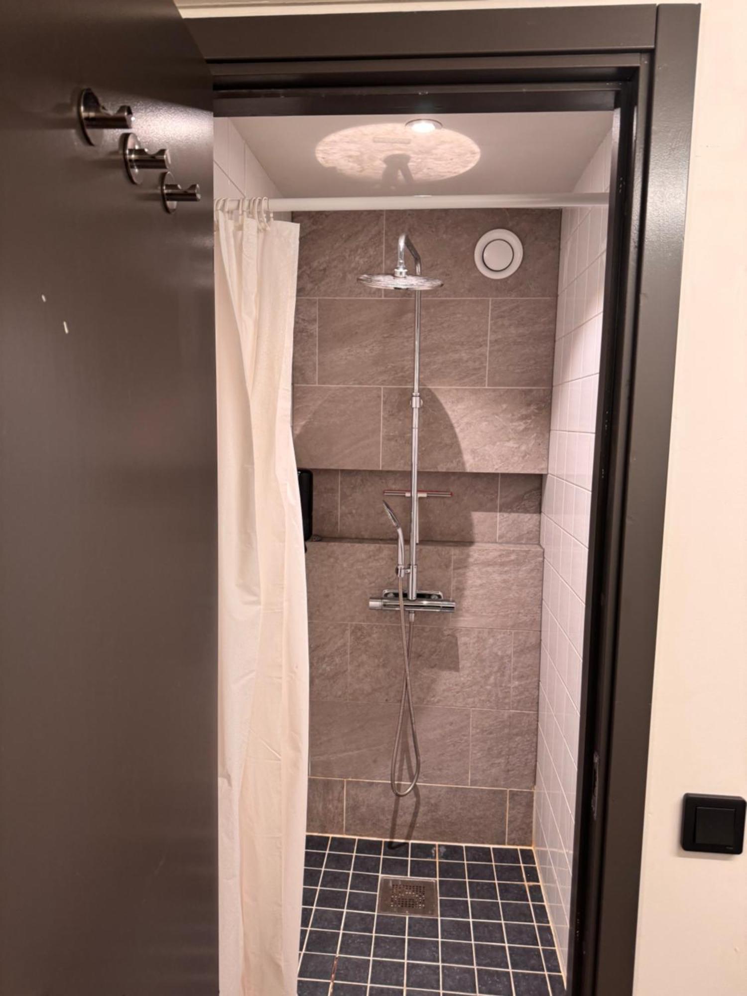 Joenkoeping Hotel Apartments Εξωτερικό φωτογραφία